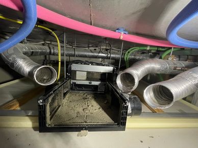 24時間換気ダクトの清掃