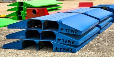 Double lined layover roadcrossing