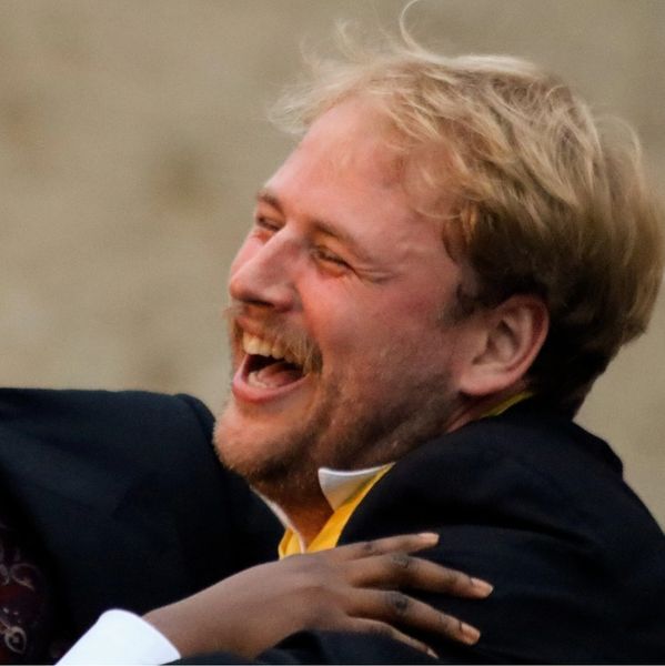 Billy Morton as Mercutio in Romeo & Juliet at Oxford Castle in 2023