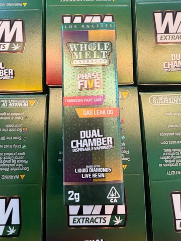 Whole Melt Extracts cannabis vaporizer packaging.