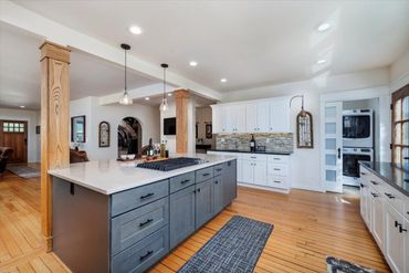Gourmet kitchen, the island is a gathering place in the house