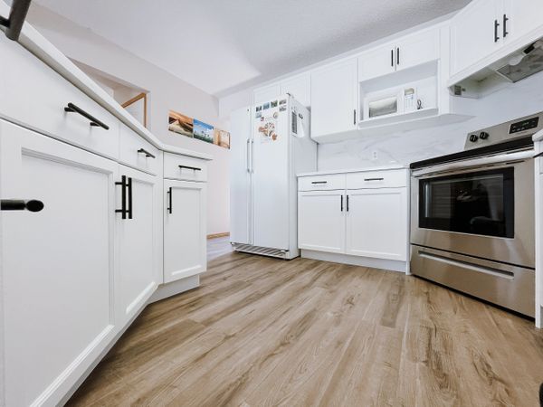 Kitchen Renovations Winnipeg - Cipher Homes