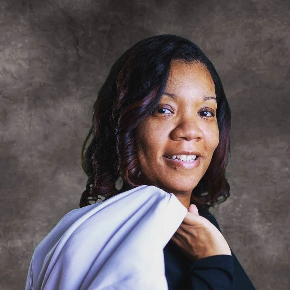 Shay Lynch LPN, IV Certified, CEO