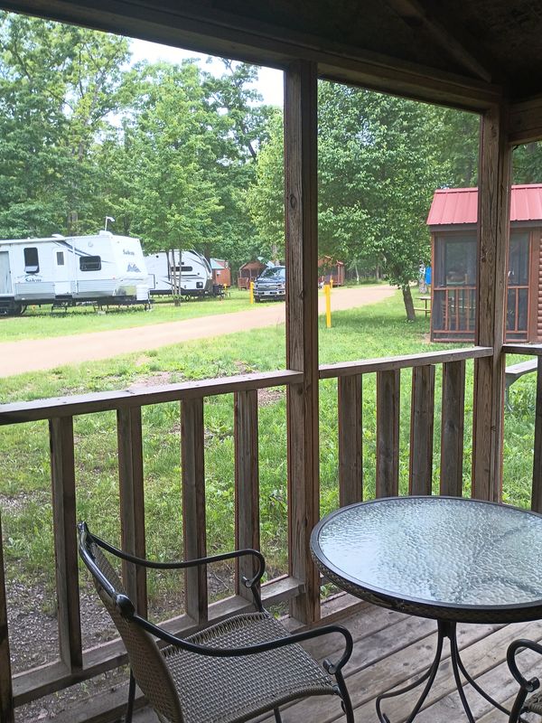 Cabin rentals near waterparks, cabin rentals near dells attractions, cabin stay with waterpark, camp