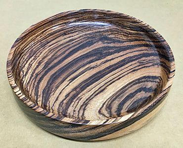 A stunning Zebrano bowl by Alan - 10th April 2024