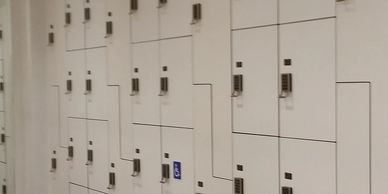 Phenolic locker installation