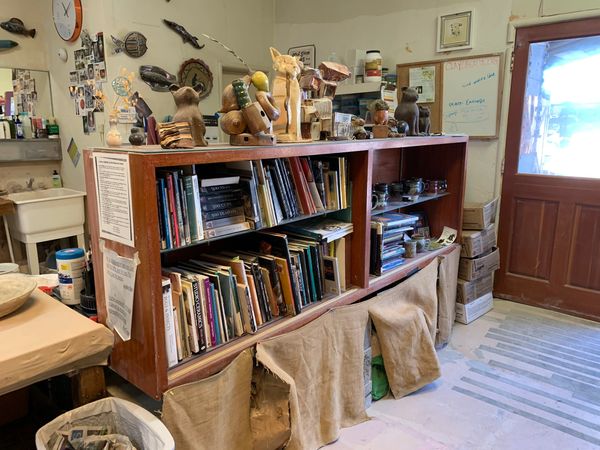 A library of great clay books and designs