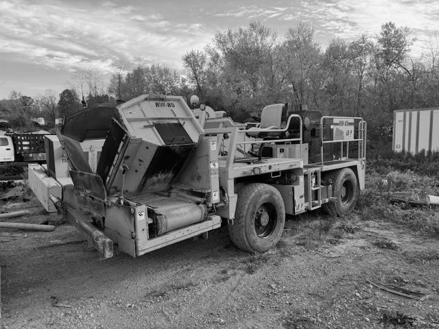 Construction Equipment; Paver Unit