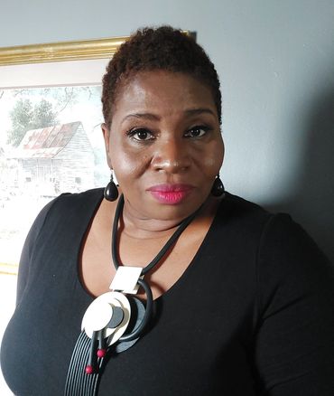 Lisa Sweeney, CEO and Founder. Proud younger sister of Linda F. Sweeney (Christian/Cliff).