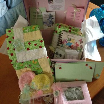 Margaret's Memories provides memories in a donated box to the parents of a lost child who died.