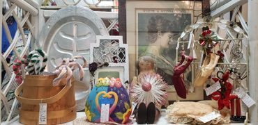 A mix of vintage decor.