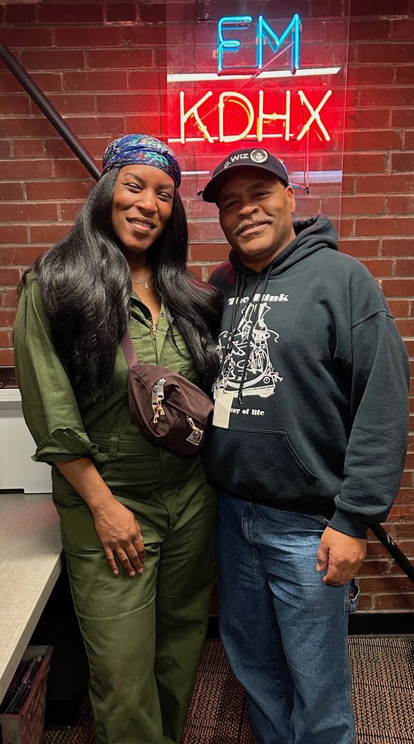 Liv Warfield & G.Wiz