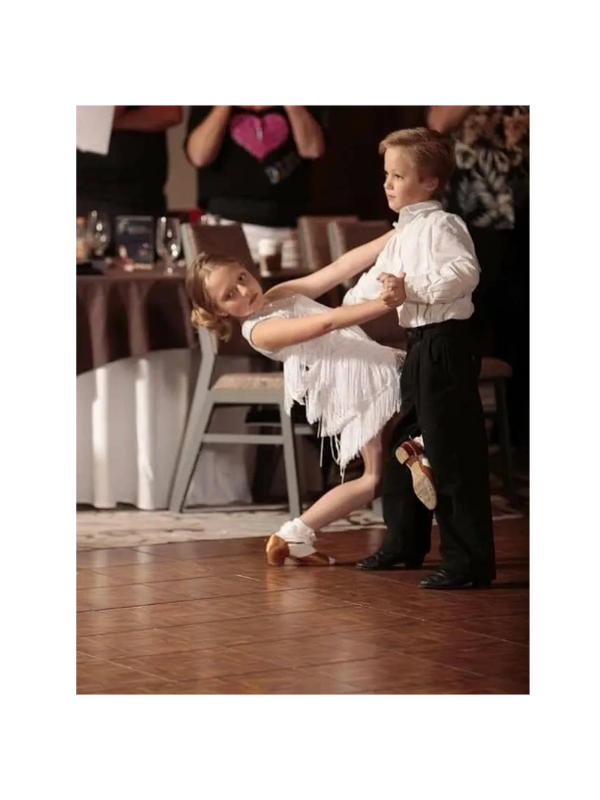 Young Tango competitors.