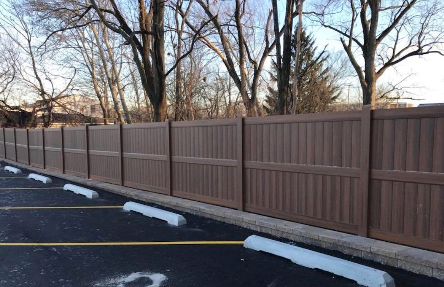 Picture shown is 6' high EverGuard Woodgrain series in color Mocha Walnut.
Simply Beautiful!