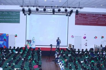 Sharing motivational stories during a corporate talk at Nucleus Software, Noida.