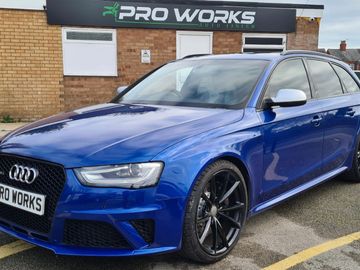 Audi RS4 bumper paint and alloy wheel refurb completed 