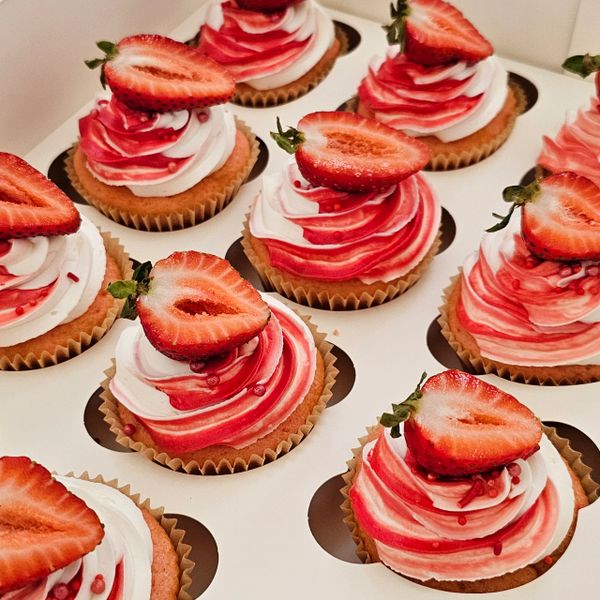 Strawberry cupcakes