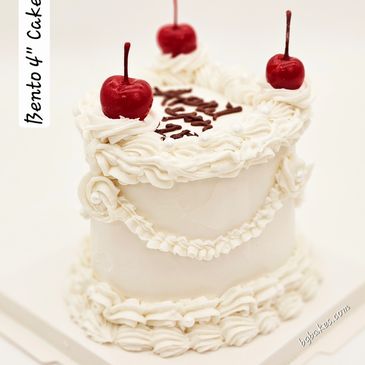 Bento wedding cake