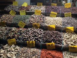 Spices
Silk Route
Spice trade