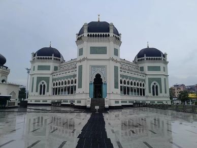 Medan, North Sumatra, Indonesia
Photo by Toofan Majumder