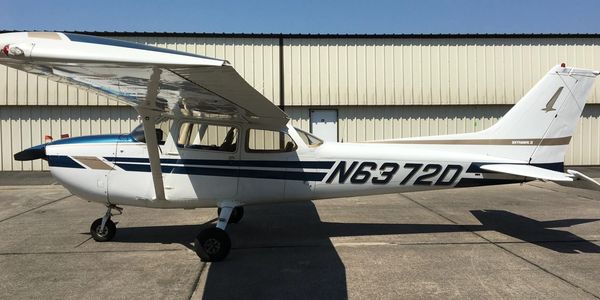 Cessna 172N N6372D