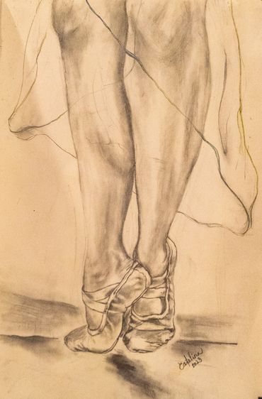 Charcoal sketch of ballet dancer's feet en pointe.