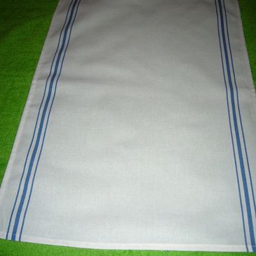 16" x 26" linen-look kitchen tea towel with woven colored side borders and custom graphics.