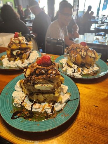 Salted Caramel Banana Pancakes