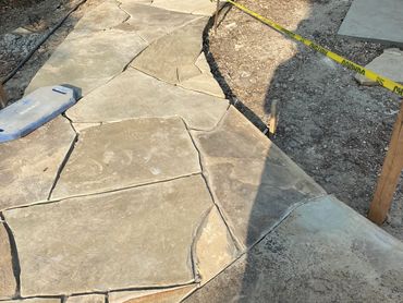 Flagstone walkway set in Santa Ysabel Ranch in Paso Robles, CA.