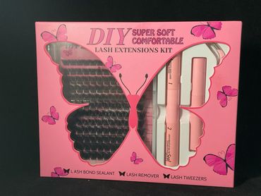 DIY cluster lashes. Includes bond & seal, lash remover, and tweezers. Very soft and light weight.