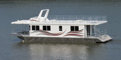 Custom built boat by Rivertime Boats (at Twin City Marina)