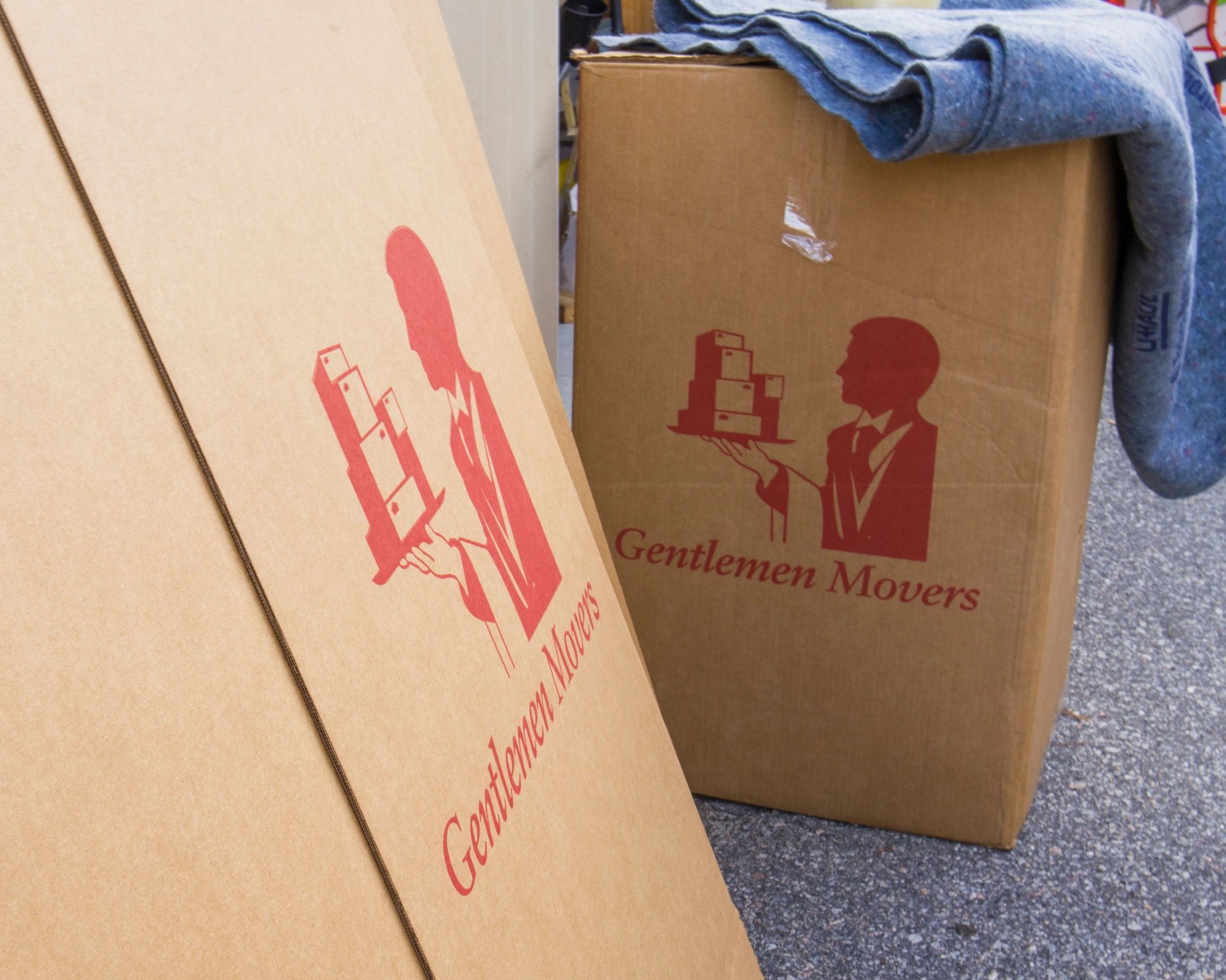 Gentlemen Movers, Moving Company, Packing for a move, Packing Services by a moving company