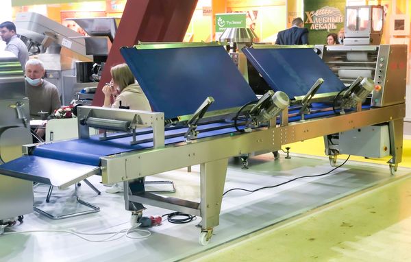 modern bakery moscow 2021, kreazot, bakery machine, bread machine, dough machine, bread bakery
