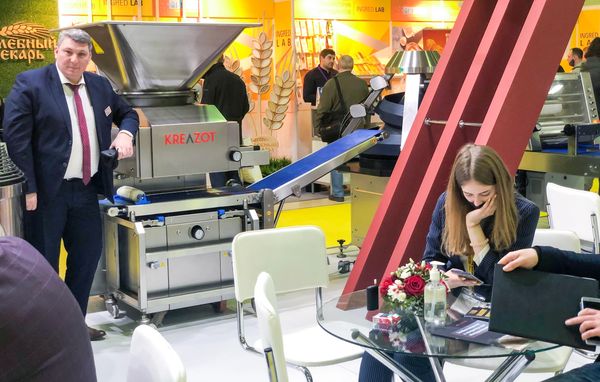 modern bakery moscow 2021, kreazot, bakery machine, bread machine, dough machine, bread bakery