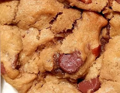 Walnut chocolate chip cookie