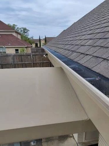 seamless gutter solutions commercial and residential