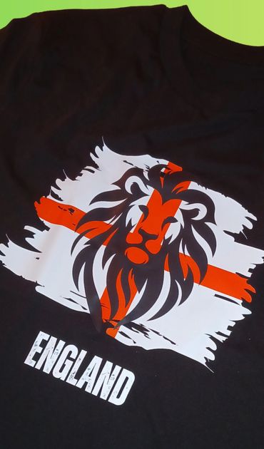 Black t-shirt with a stylized lion and England text design.