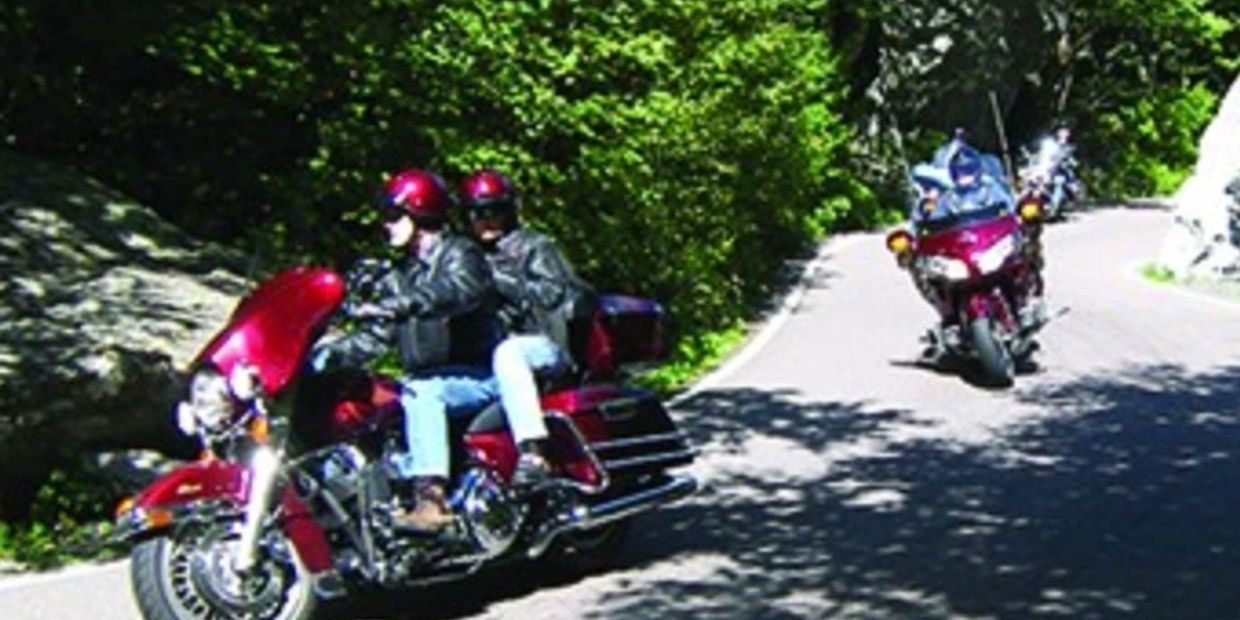 americade bicyclists