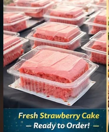 Enjoy our delicious strawberry cake slices, freshly made and individually packaged for convenience.