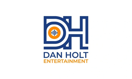 DJ 
Dan Holt