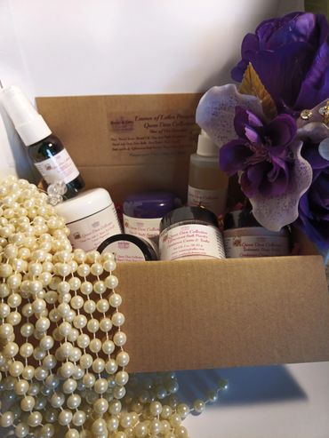 The Queen Diva Collection featuring all products in the box.