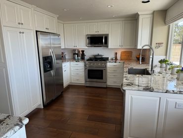 Transitional kitchen with granite countertops. This kitchen was a complete renovation.