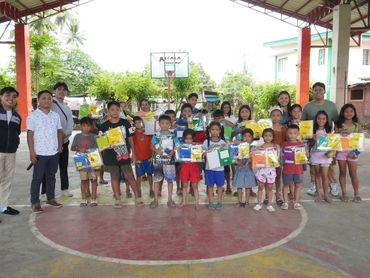 Sharing joy and school supplies — a Cloudworks PH outreach for local kids.