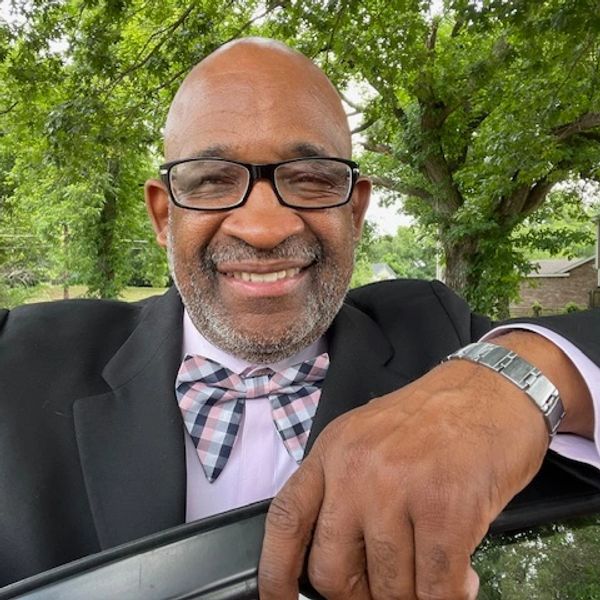 Victor "Speedy" McCray is one of the most Talented Personalities in Business Radio. He brings a weal