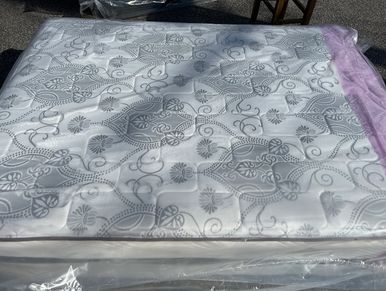 Queen Matt only $200.95 
Queen Matt box $269.95