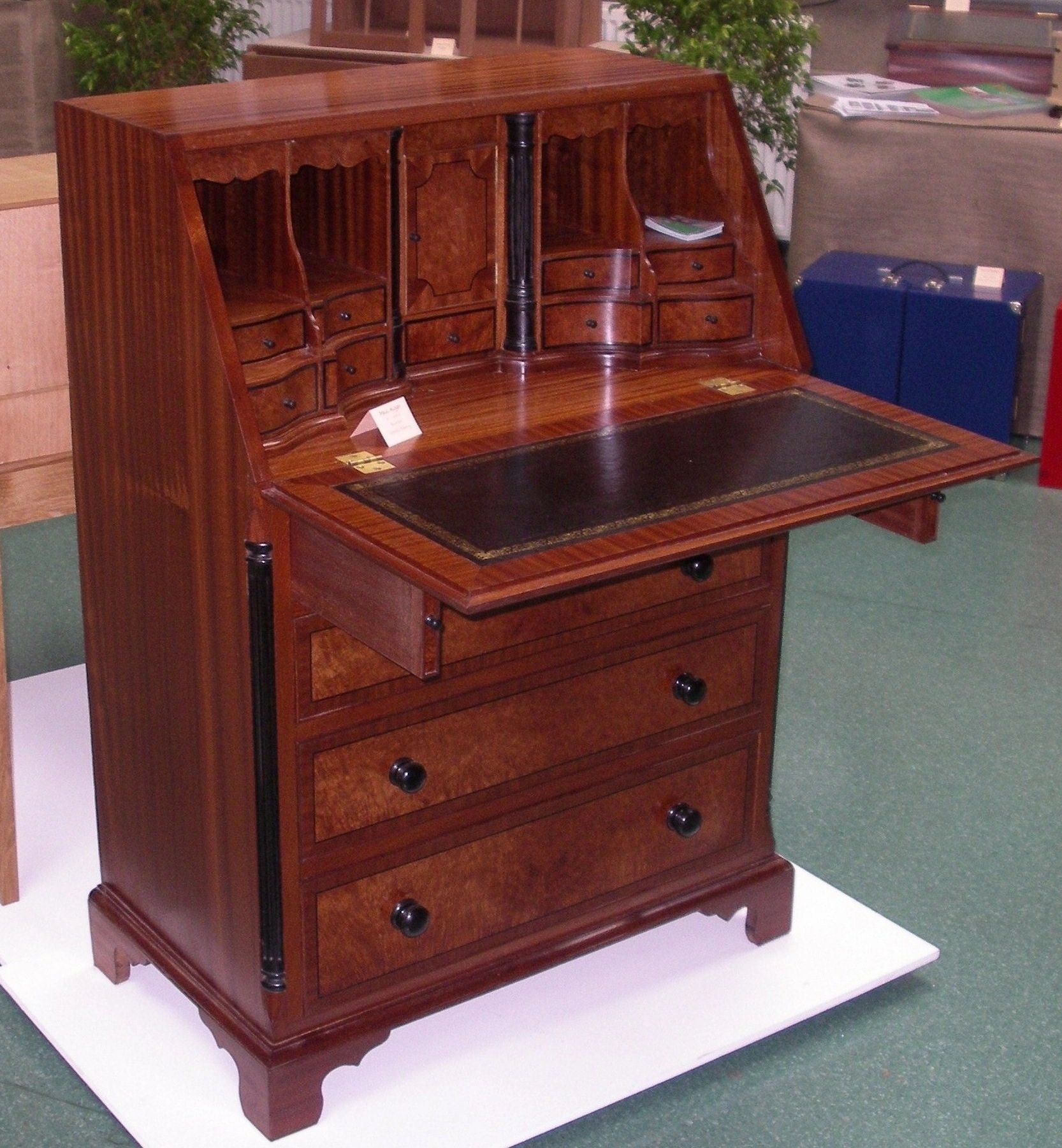 Paul Antique Furniture Restoration Service In Northampton England