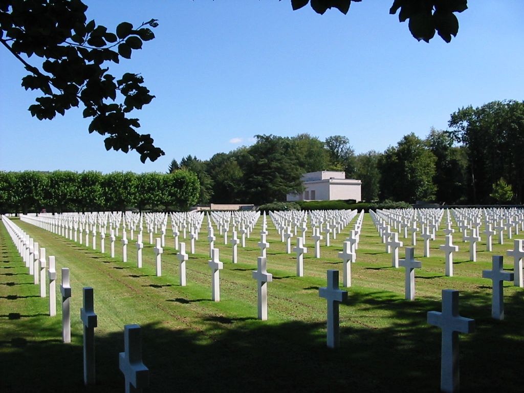 Bernard Bazinet is buried in Epinal American Cemetery in France (photo credit: Wikipedia) Bernard Bazinet is buried in Epinal American Cemetery in France (photo credit: Wikipedia)