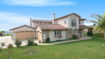 High-end real estate photography in San Diego showcasing residential property