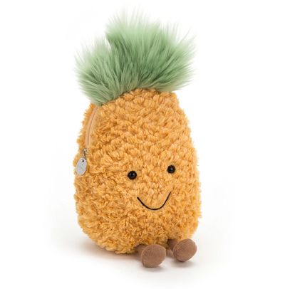 L'il Chris
Pineapple
Mascot
Gadabout buddy