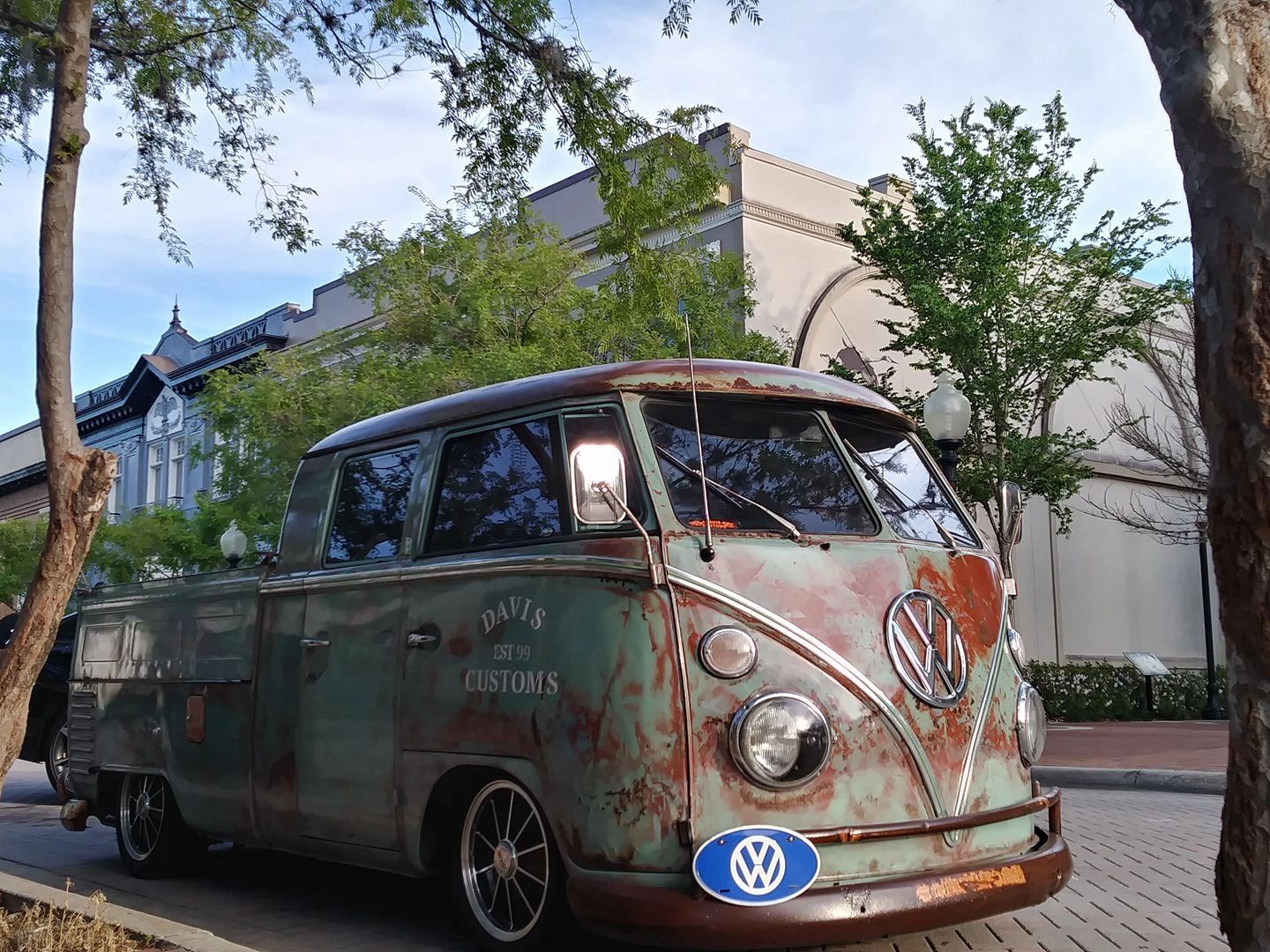 Davis Customs Car Restoration, Automobile Customizing